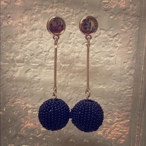 Black and gold fashion earrings